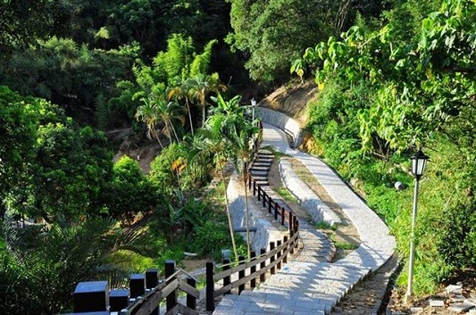 Bihu Hiking Trail(碧湖步道)